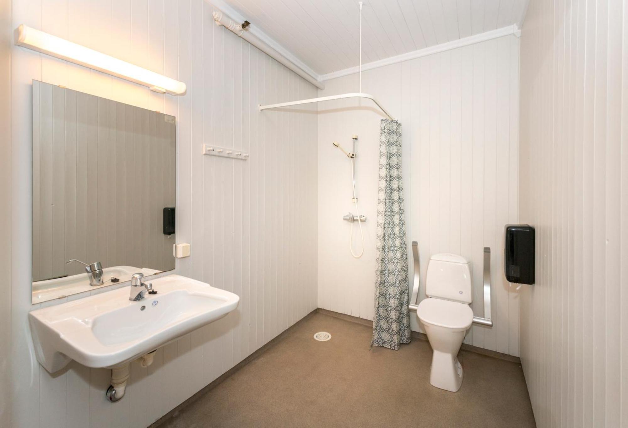 Tyskhella Rorbuer Apartment Kabelvåg Екстериор снимка