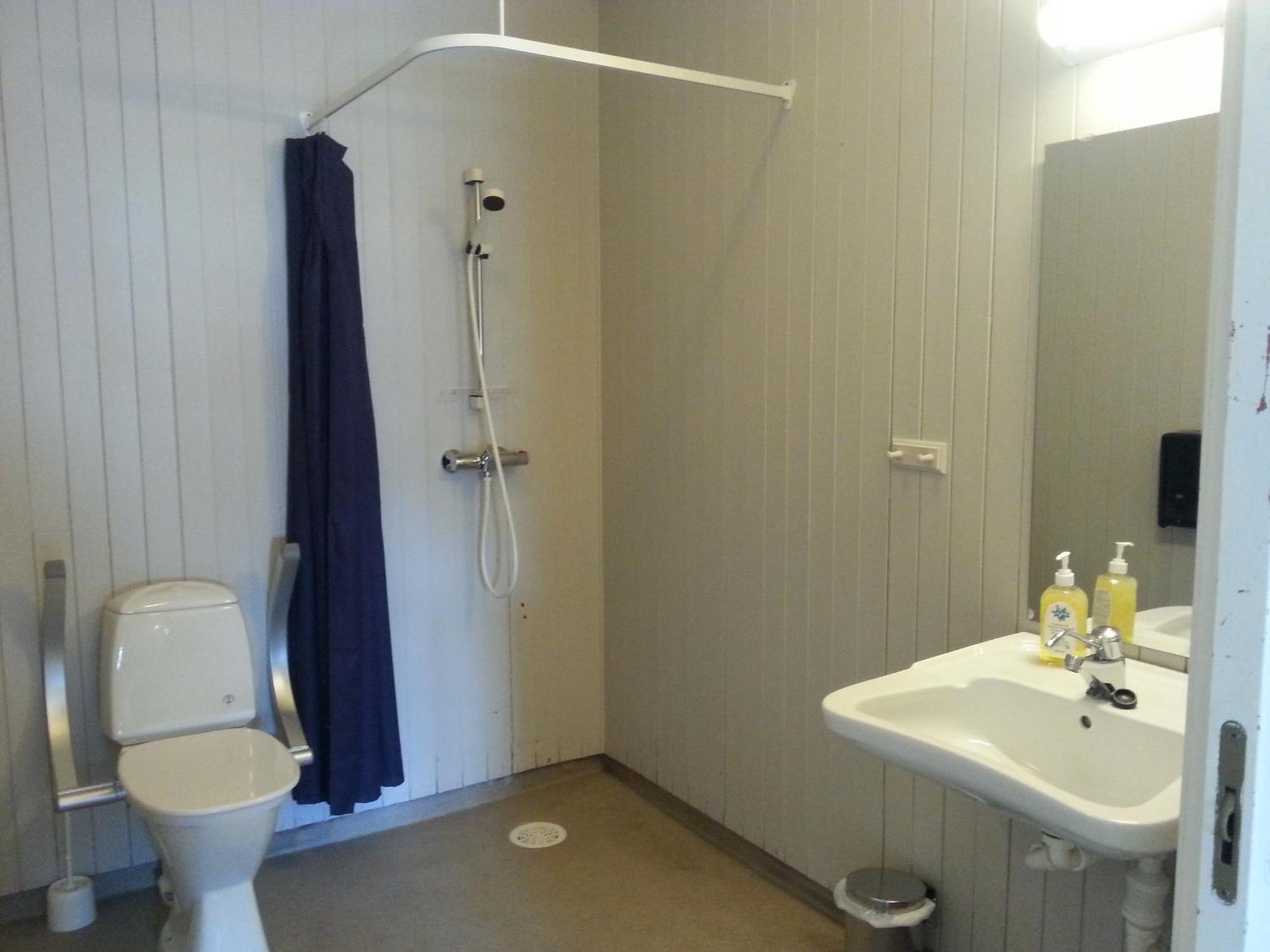 Tyskhella Rorbuer Apartment Kabelvåg Екстериор снимка