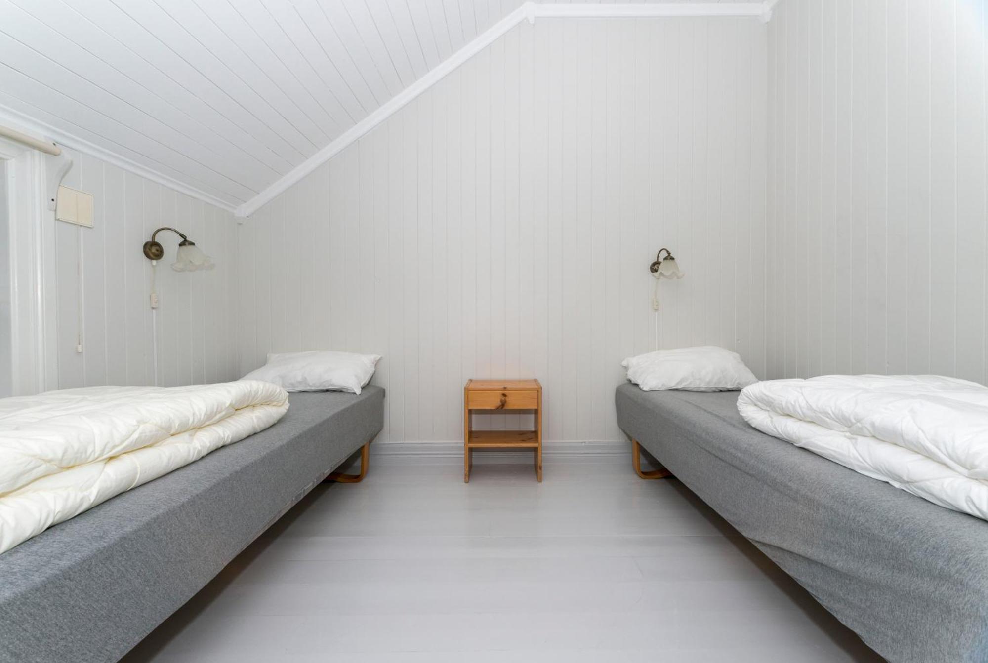 Tyskhella Rorbuer Apartment Kabelvåg Екстериор снимка