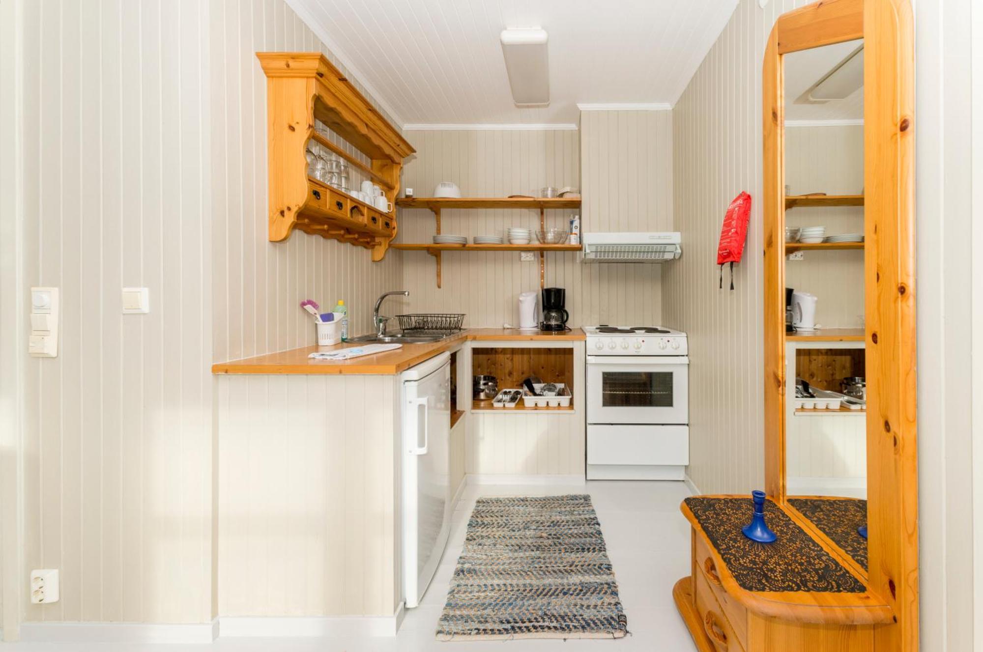 Tyskhella Rorbuer Apartment Kabelvåg Екстериор снимка